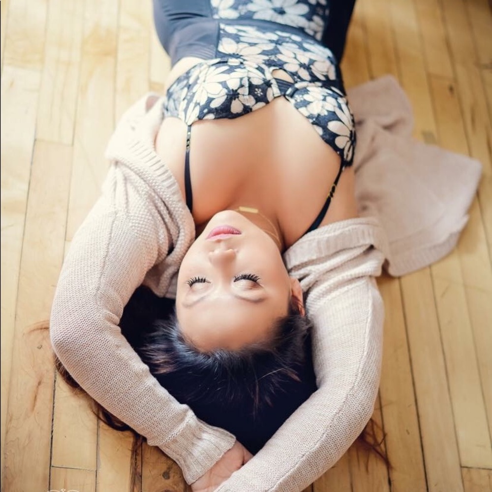 Meet your Posher, Chloe